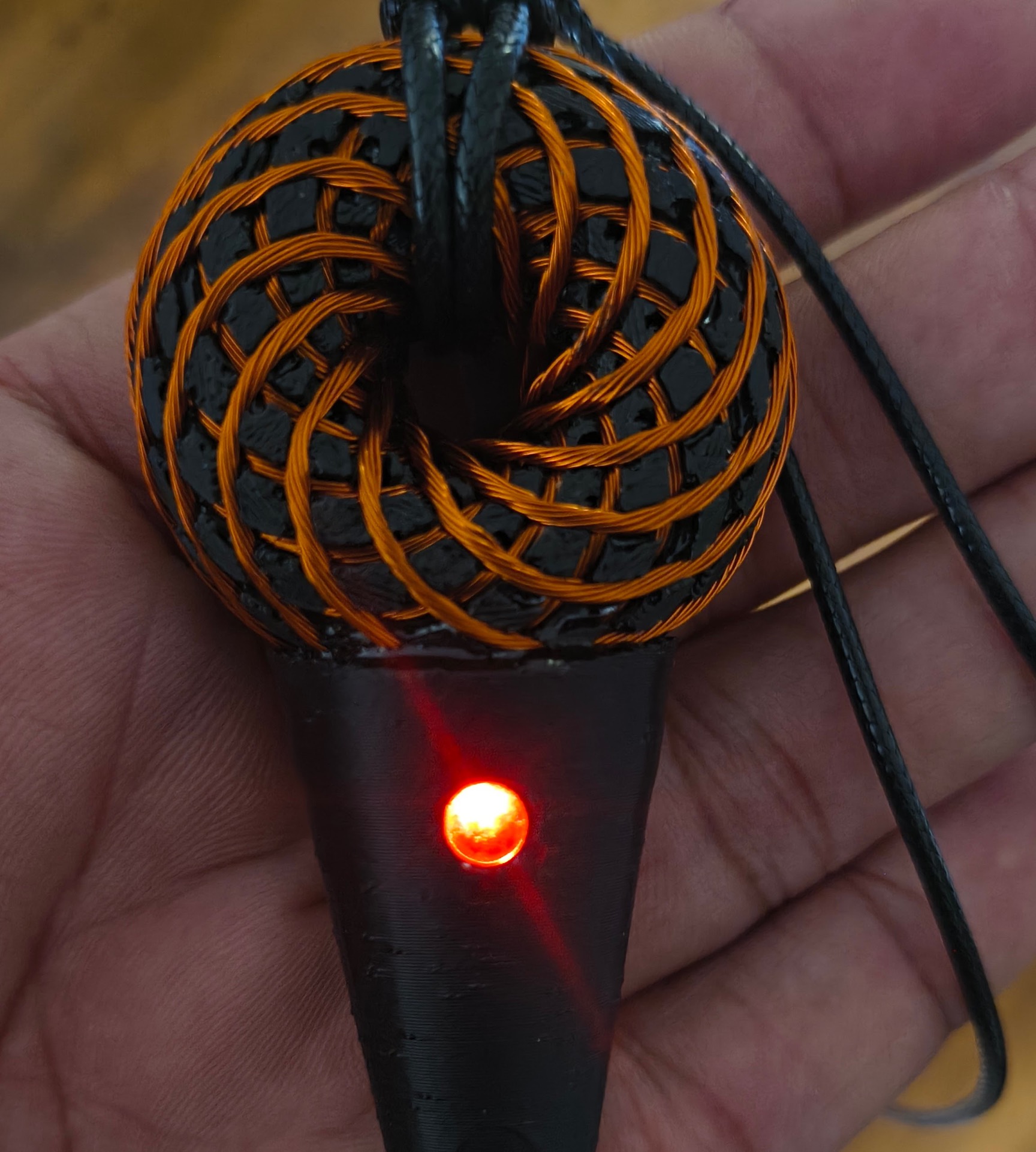 Oi-Pendant, PEMF Frequency Generator PLUS Portable Amplifier